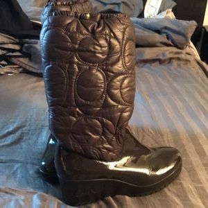 Brown Coach snow boots, size 8.5, EUC